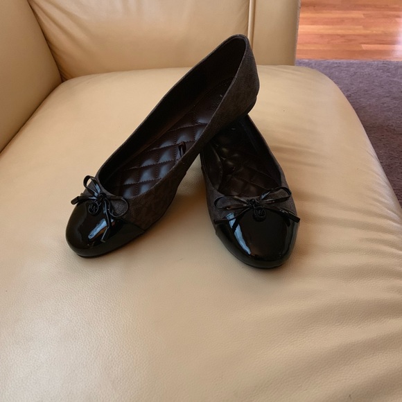 michael michael kors melody toe cap ballerinas